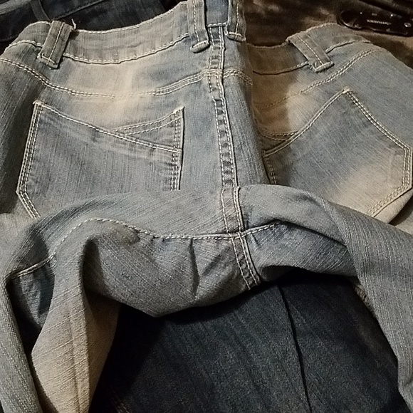 Jeans - Picture 4 of 4